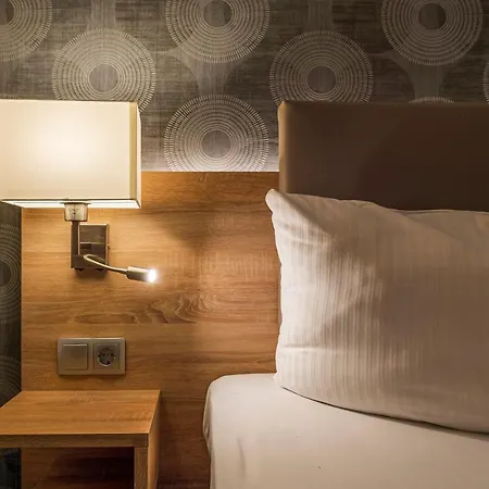 Hotel Alter Markt 3* ברלין