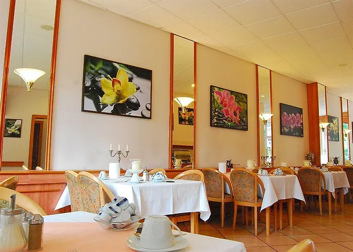 Hotel Alter Markt 3*